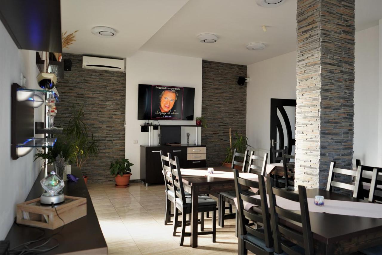 Cumpăna Indeep Club酒店 外观 照片